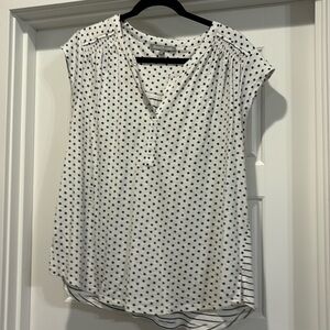 Daniel Rainn Blouse adorable! Size XL